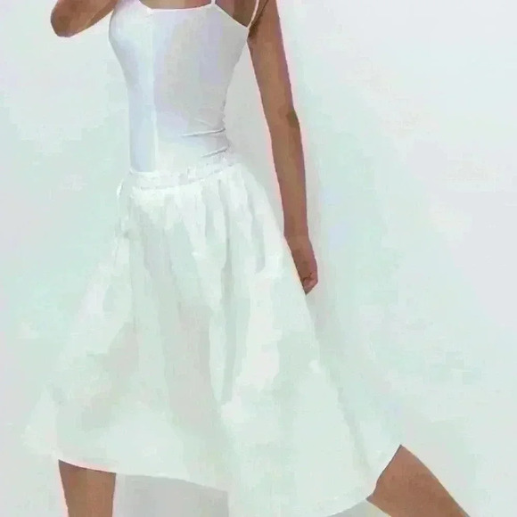 H&M Divided Nylon Circle Skirt sz L (runs large) - Picture 9 of 12